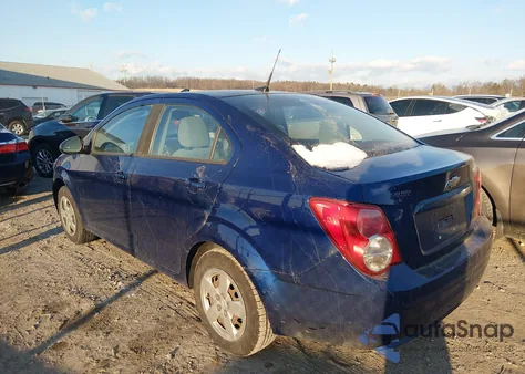 2013 Chevrolet Sonic Ls Auto z USA, uszkodzony, nr VIN 1G1JA5SG9D4167151